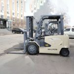 7 Benefits of an Electric Forklift for Cold Storage Operations