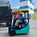 Akuros E16 Electric Counterbalance Forklift - Warehouse Smart Solution Provider「Akuros」