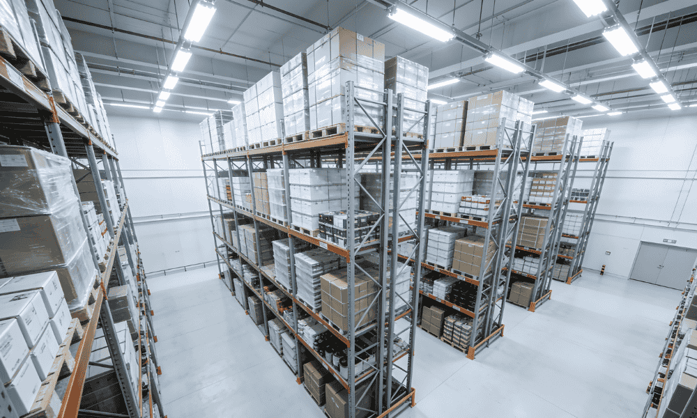 The Benefits of Shelf Rack Systems for Small and Large Warehouse Spaces