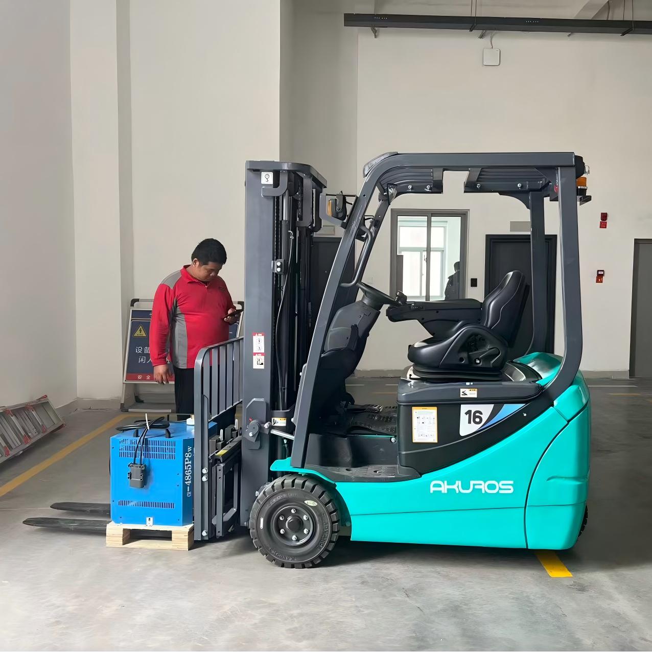 Precision Handling: How the Akuros E16 Forklift Enhances Load Stability and Accuracy