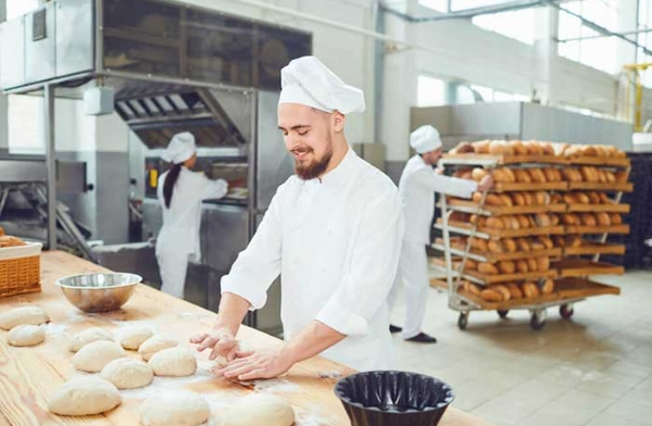 Large-Scale-Commercial-Bakeries-2.png