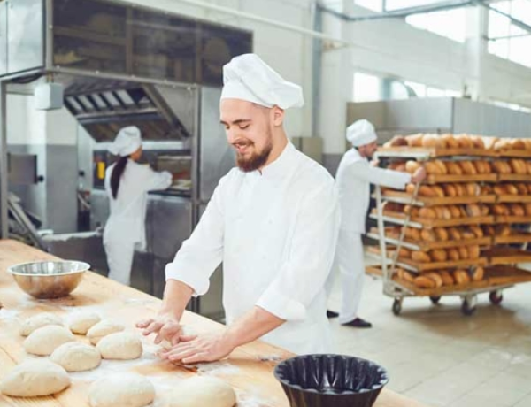 Large-Scale-Commercial-Bakeries-2.png
