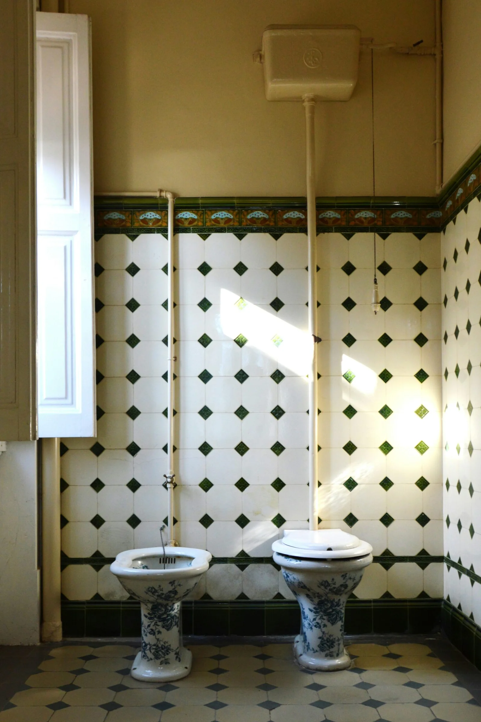 The Benefits of Installing a Bidet Toilet Attachment