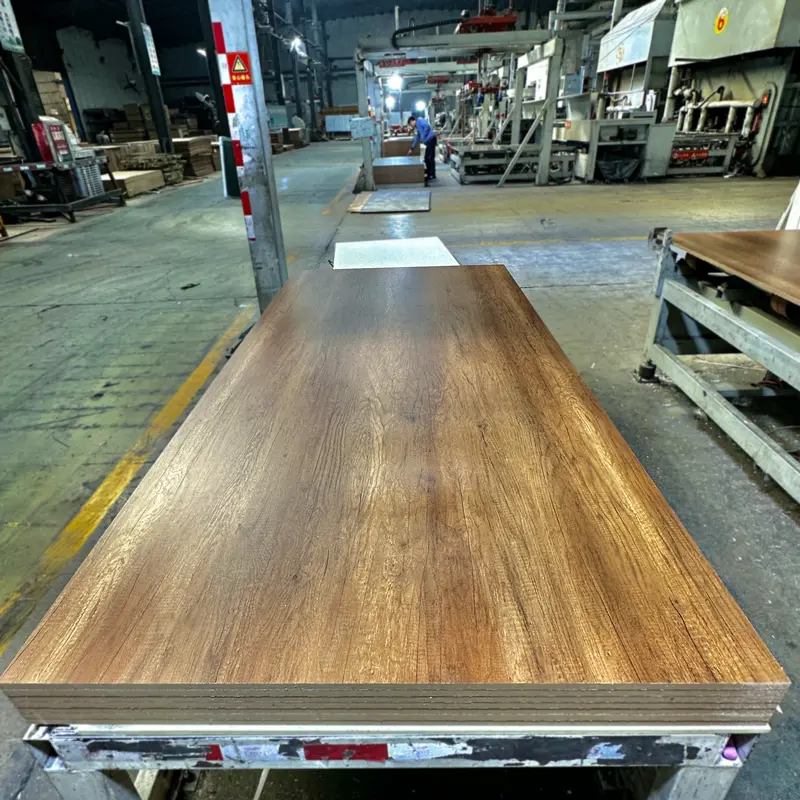 စက်ရုံစျေးနှုန်း Wood Grain Melamine MDF ဘုတ်အဖွဲ့