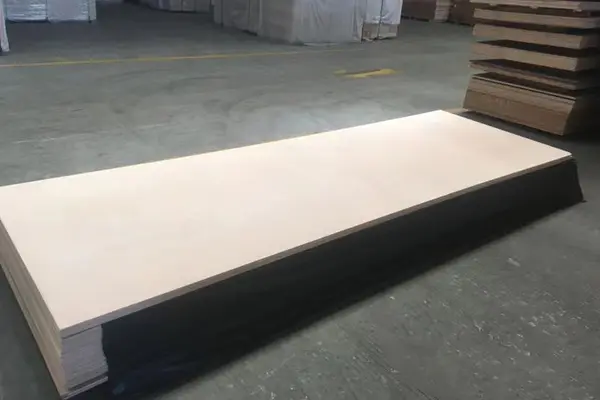 How to Prevent Deformation of Jumbo Size Plywood？