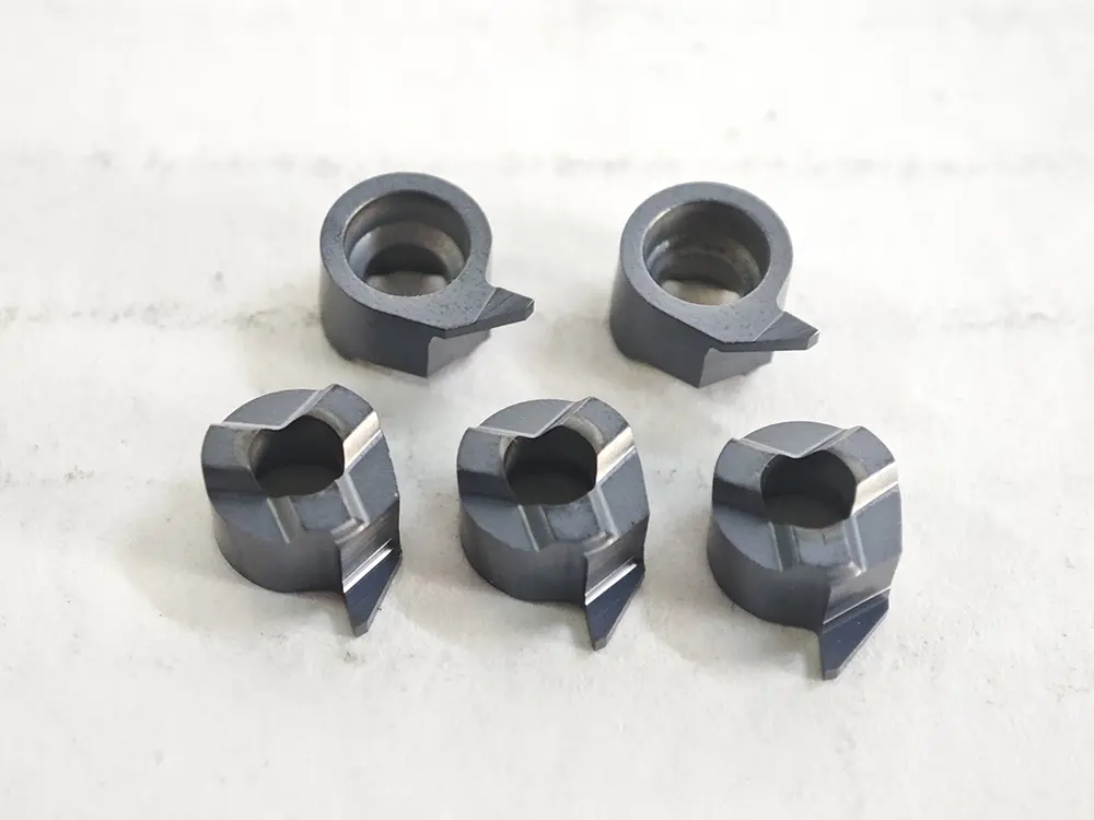 Comma face grooving cutters