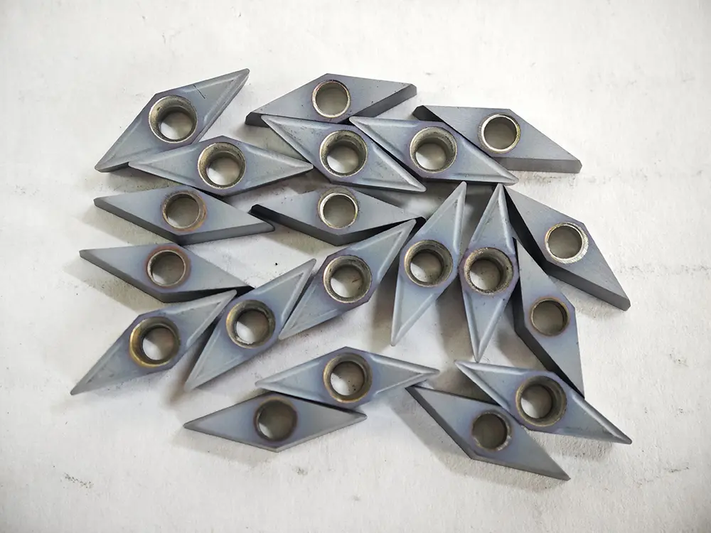Rhombic CNC inserts