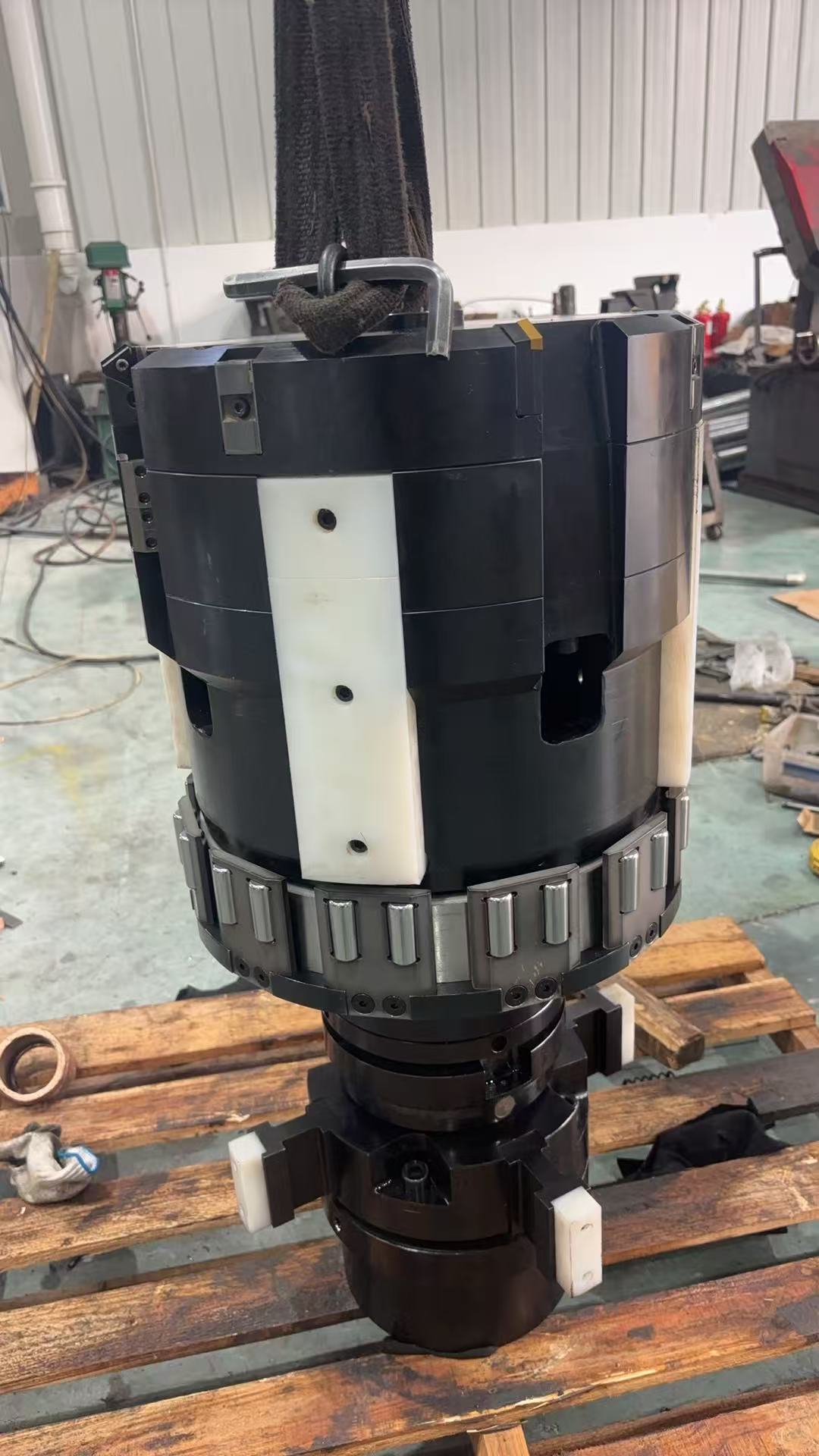 Kraapimis- ja rullimistööriist