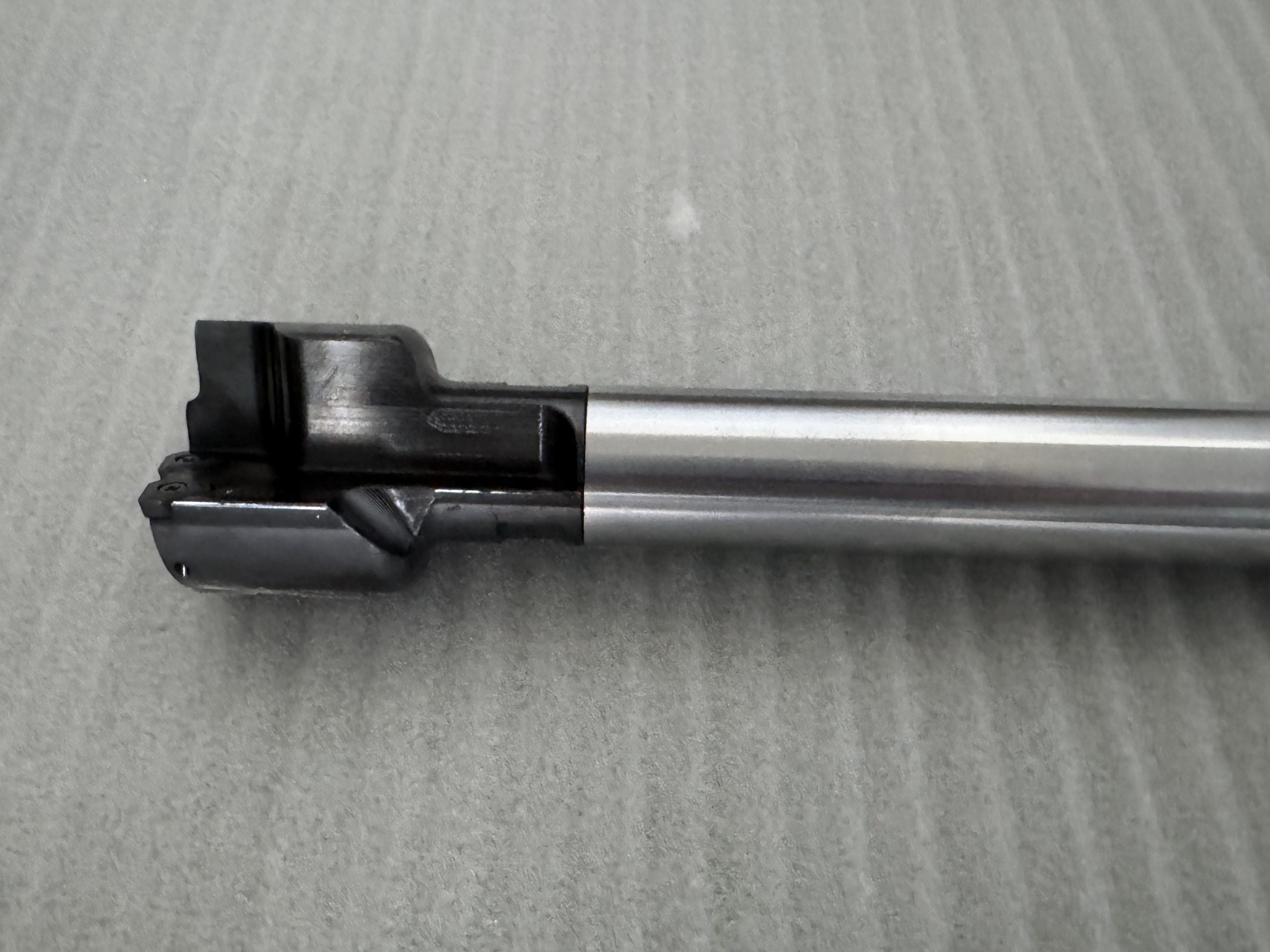 用于重型工业加工的新型外部排屑深孔钻