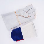 China High Quality High Temperature Resistant Gloves Made Of Aluminum Foil And Aramid Thread Supplier | Dtlabor