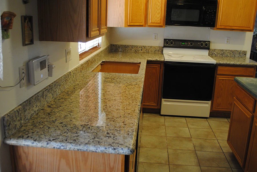 پوپٽ پيلو گرينائيٽ countertops