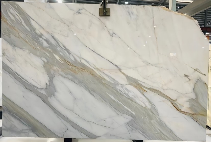 calacatta gold marble vein cut slab