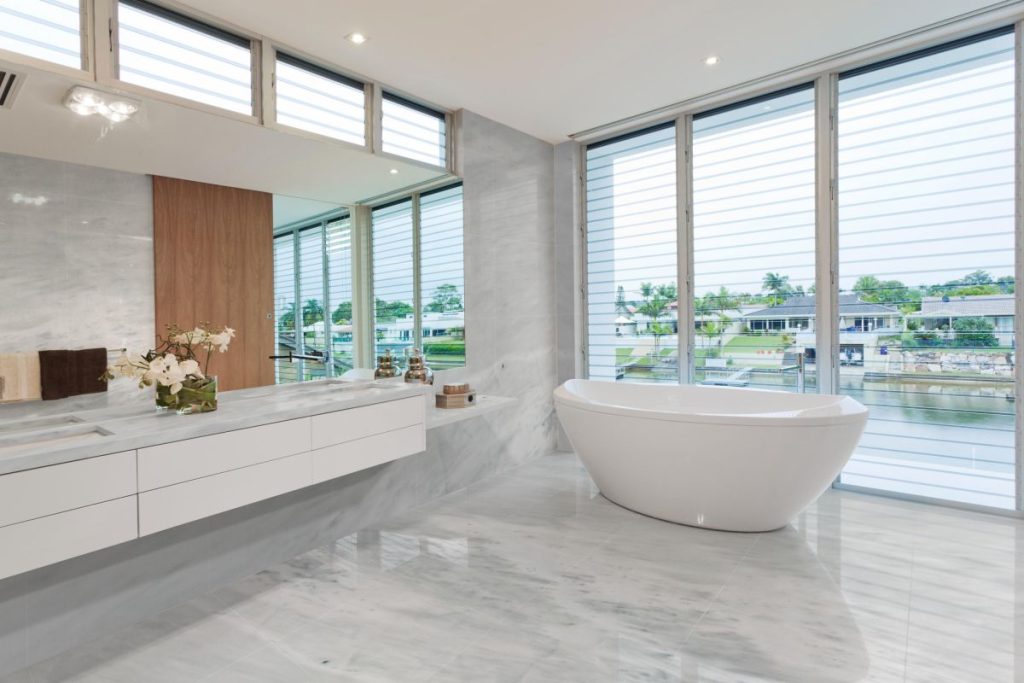 Bianco Ibiza marble bathroom