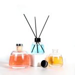 Wholesale Round Frosted Dark Diffuser Bottle 100ml Colored Glass Reed Diffuser Bottle Factory, Supplier | Honghua Glass