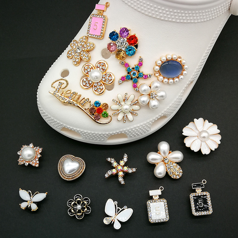 metal shoe charms