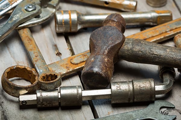 Anti-corrosion technical tips for hammers