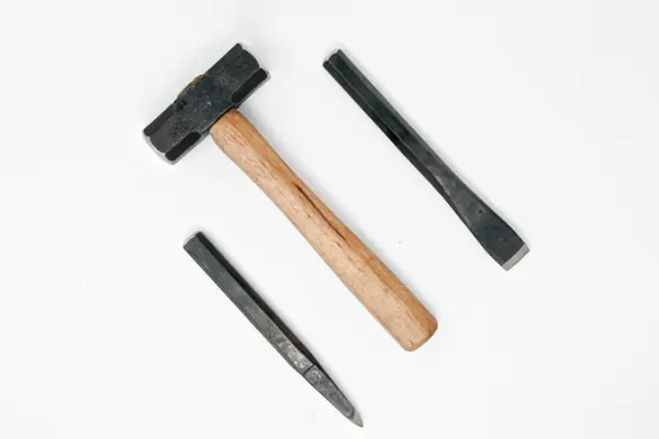 Copper and Brass Hammers: The American Craftsman’s Choice for Precision and Protection