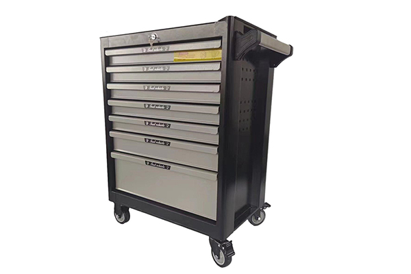 How to Deal with the Thermal Expansion Characteristics of Metal Tool Cabinets?