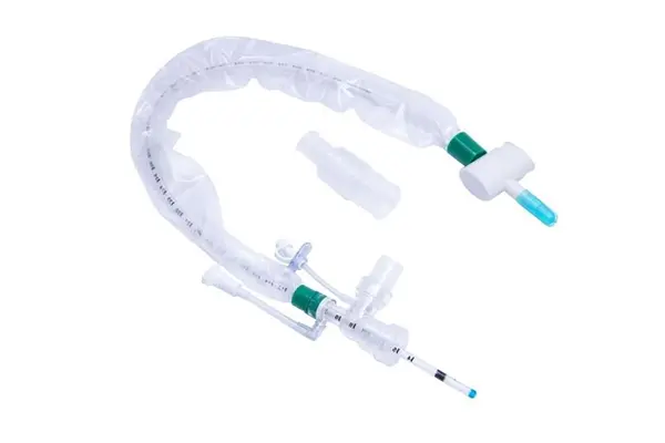 What is the difference between open and closed suction catheters?