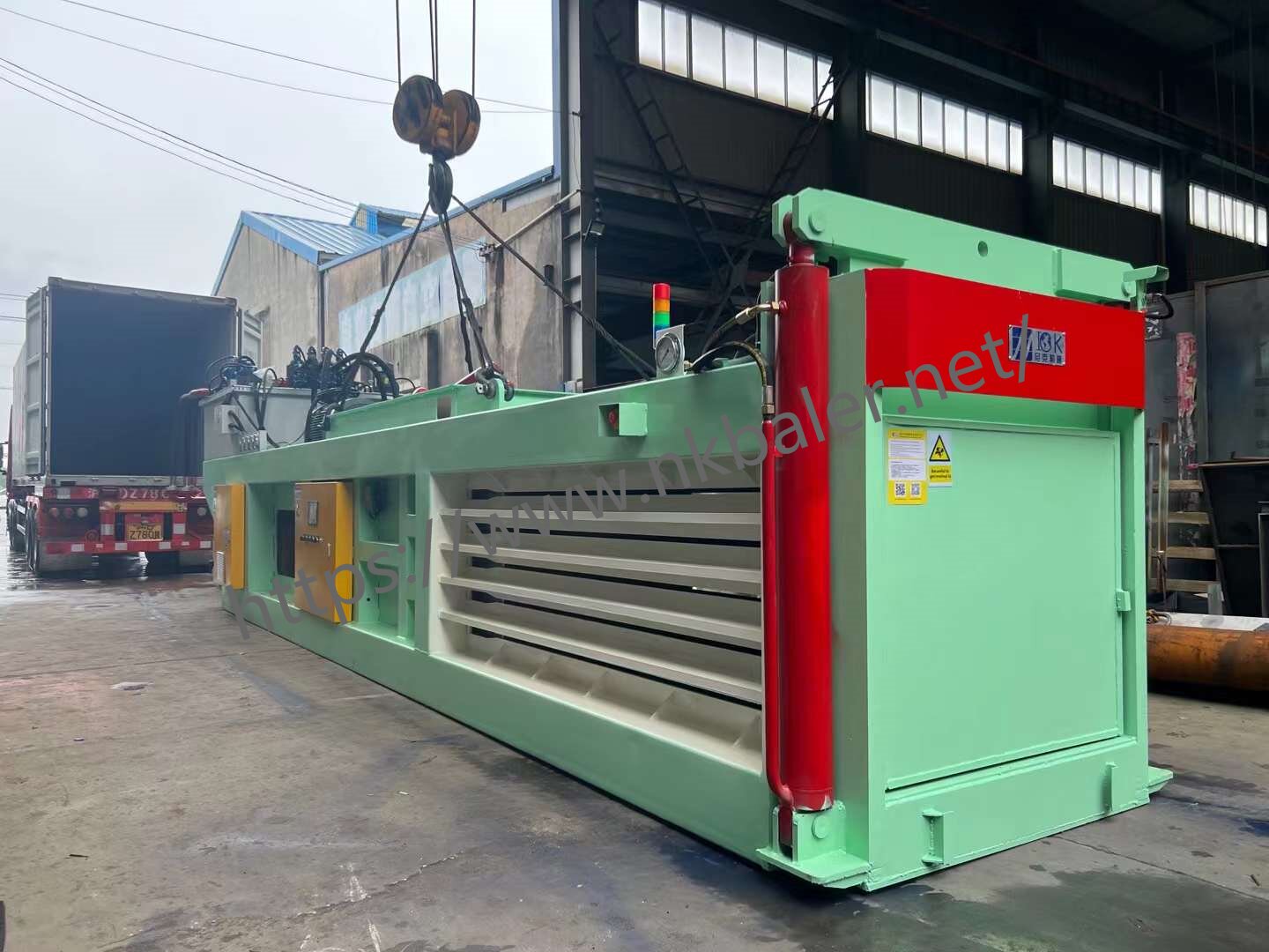 Hydraulic Semi-Automatic Waste Paper Baling Machine