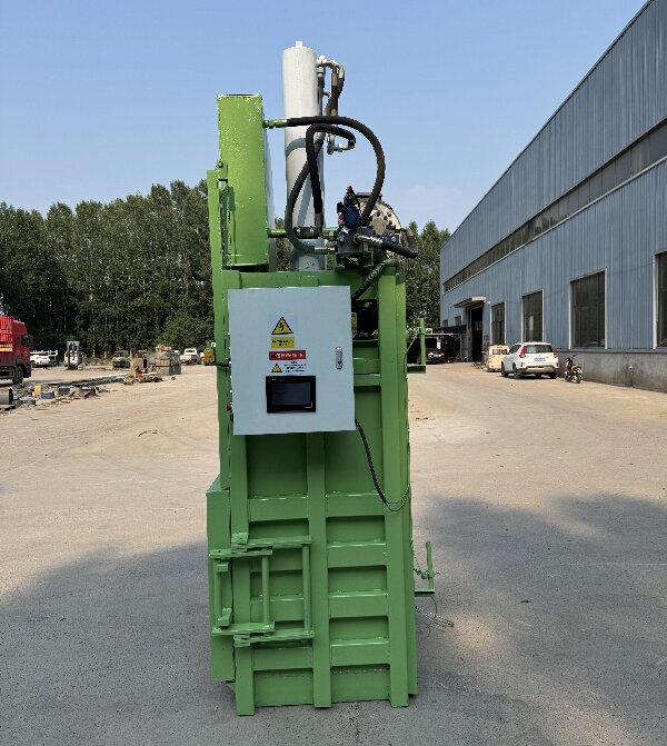 White Paper Vertical Baling Machine
