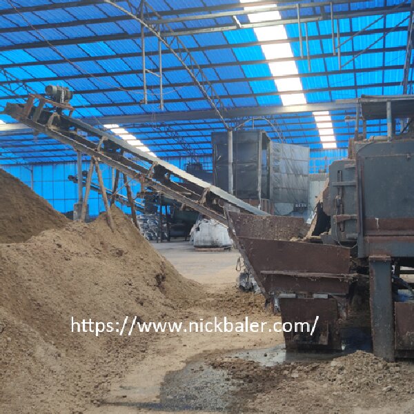 Cow Dung Dewatering Press Machine