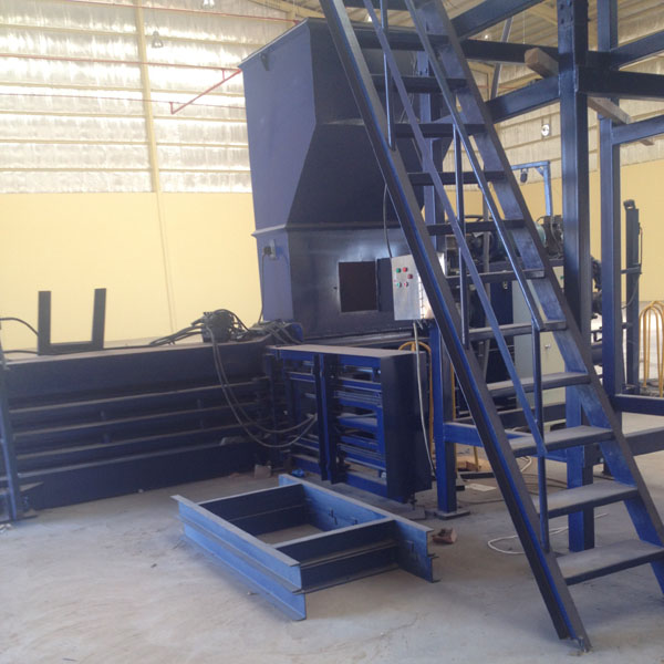 RDF Hydraulic Baler Machine