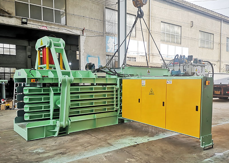 How To Choose a Plastic Bottle Baling Machine?