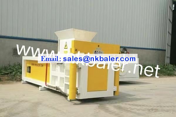 Horizontal Cocopeat Baler Machine