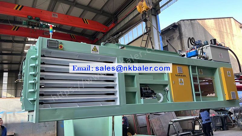 Open-end Manual-tie Horizontal Baler