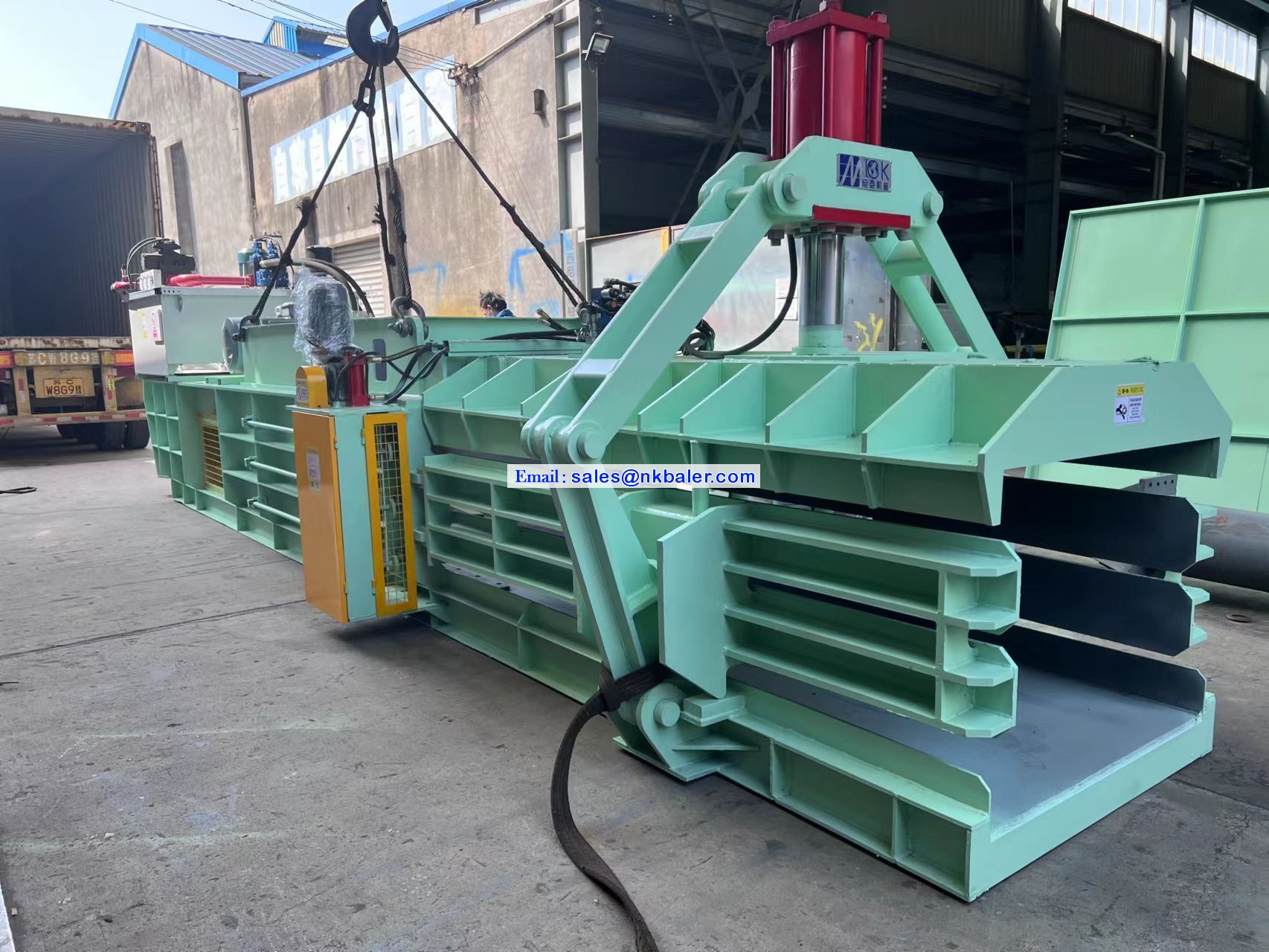 Small-Sized Fully Automatic Baler Machine For Paper