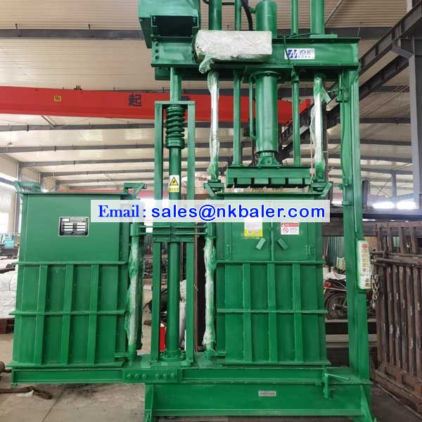 Vertical Used Clothes Balers