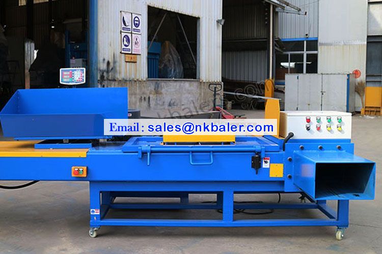 Weighing used clothes rags hydraulic baling machine