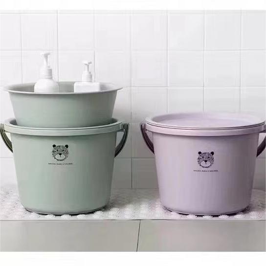household sets basin and water plastic buckets with lids