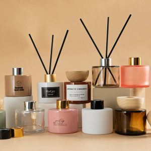 Round Decorative Glass Aroma Diffusers with Reed Sticks