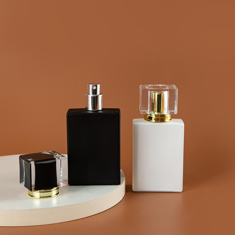 8 савета како да ваш парфем траје дуже