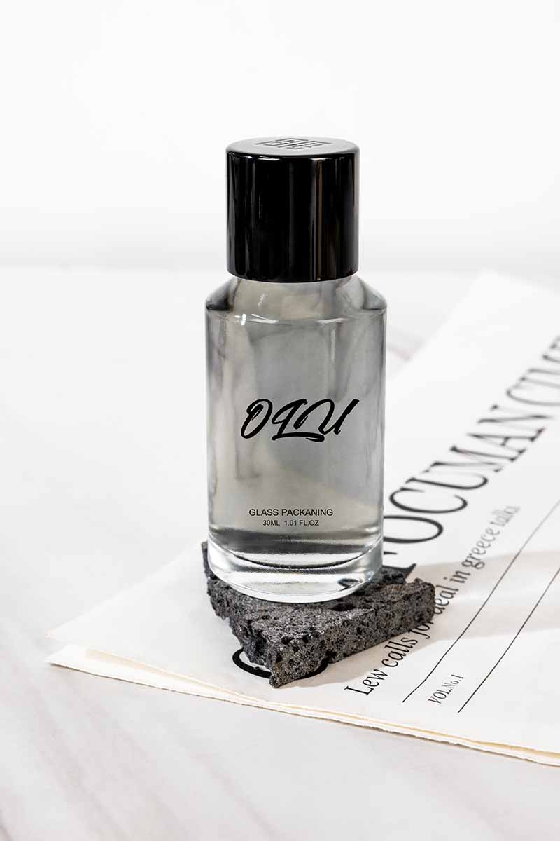 slanted shoulder cylinder bottle-banner