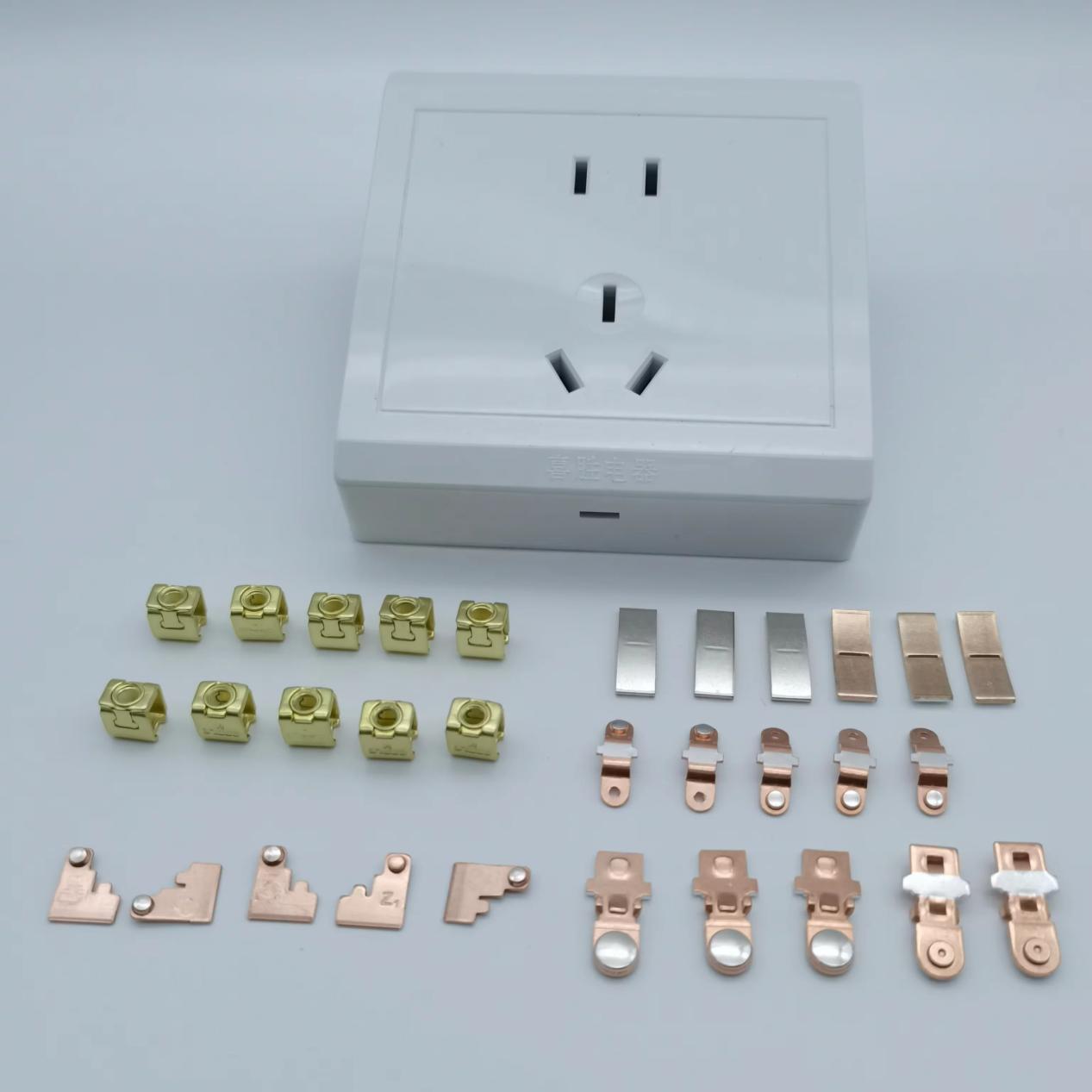 Common contact materials for relays