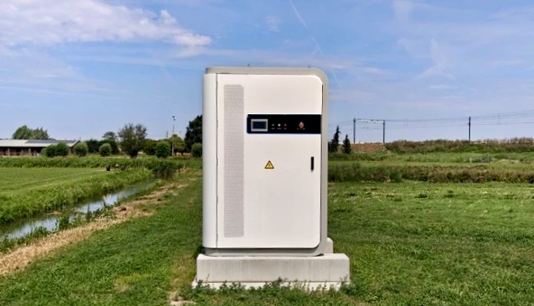 Solar Power with Battery Energy Storage for a Dutch Farm