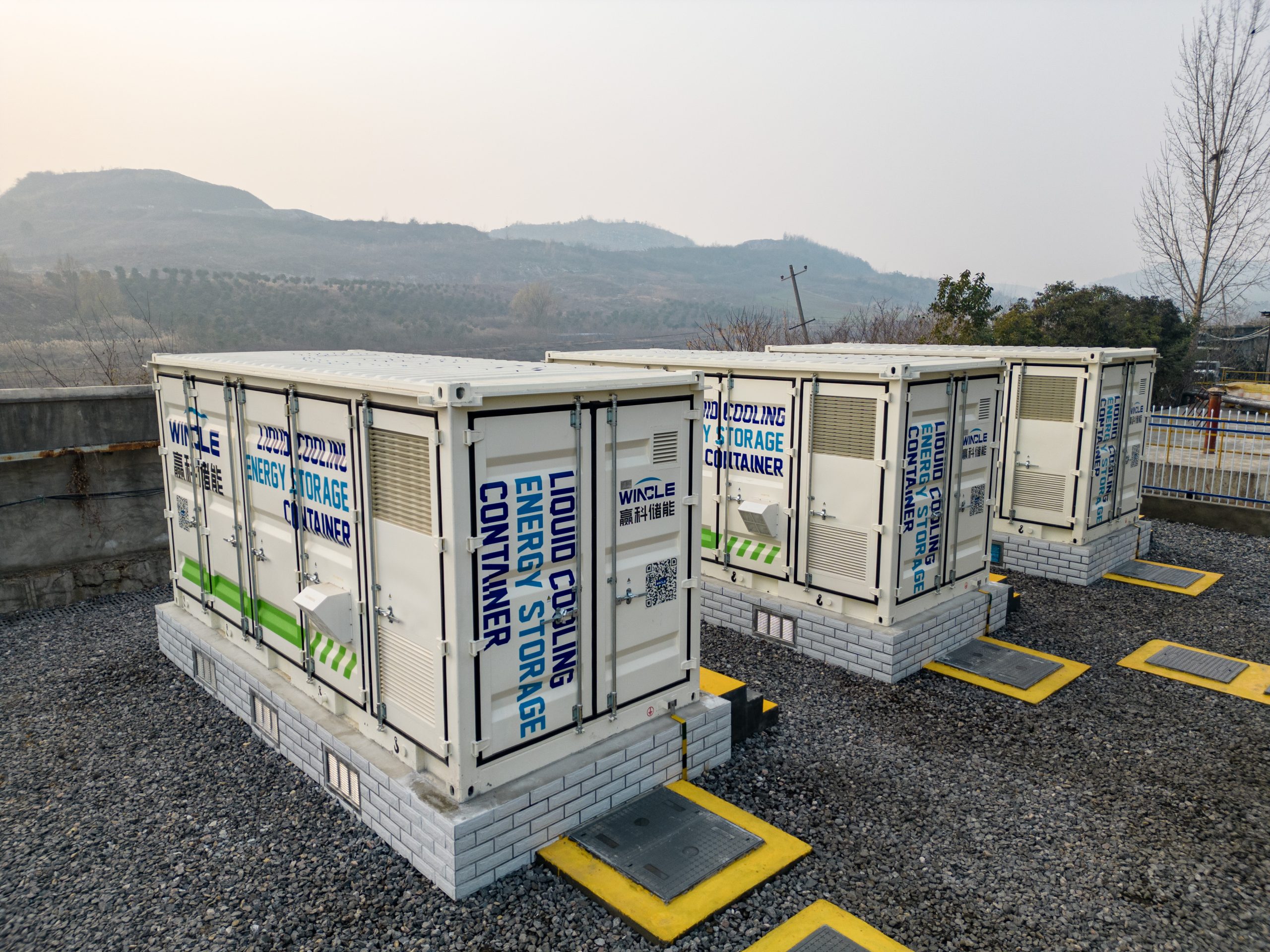 Scalable, High-Performance Energy Storage