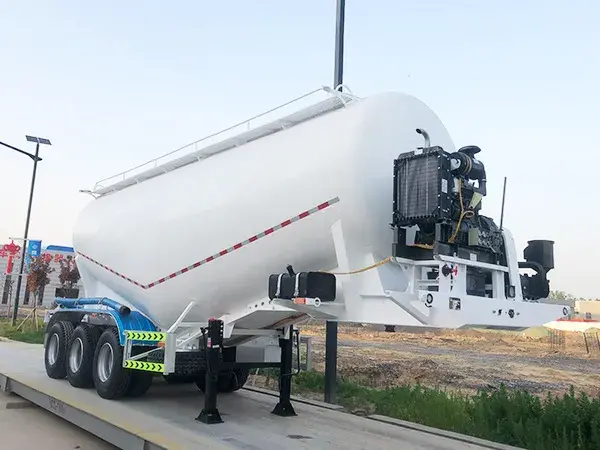 CEMENT BULKER SEMI-TRAILER