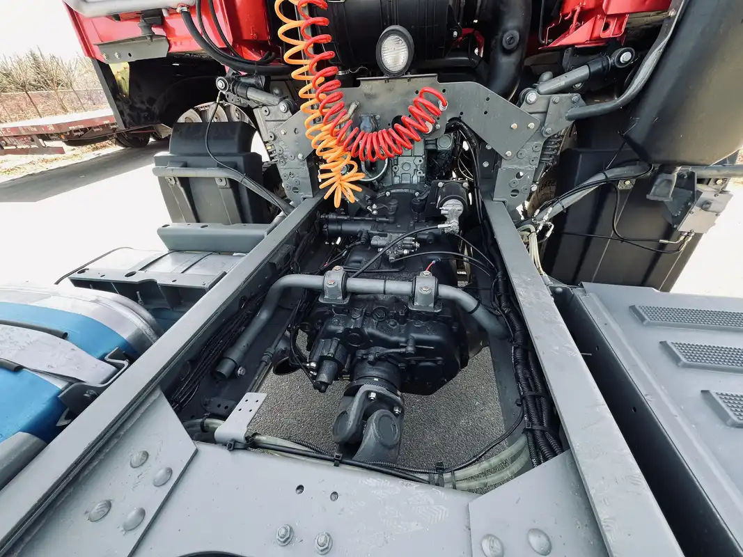 HOHAN 6×4 TRACTOR TRUCK