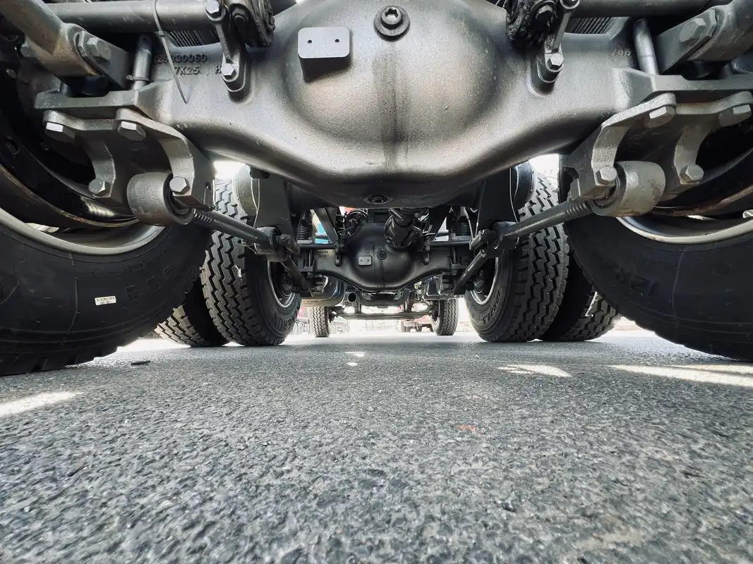 HOHAN 6×4 TRACTOR TRUCK