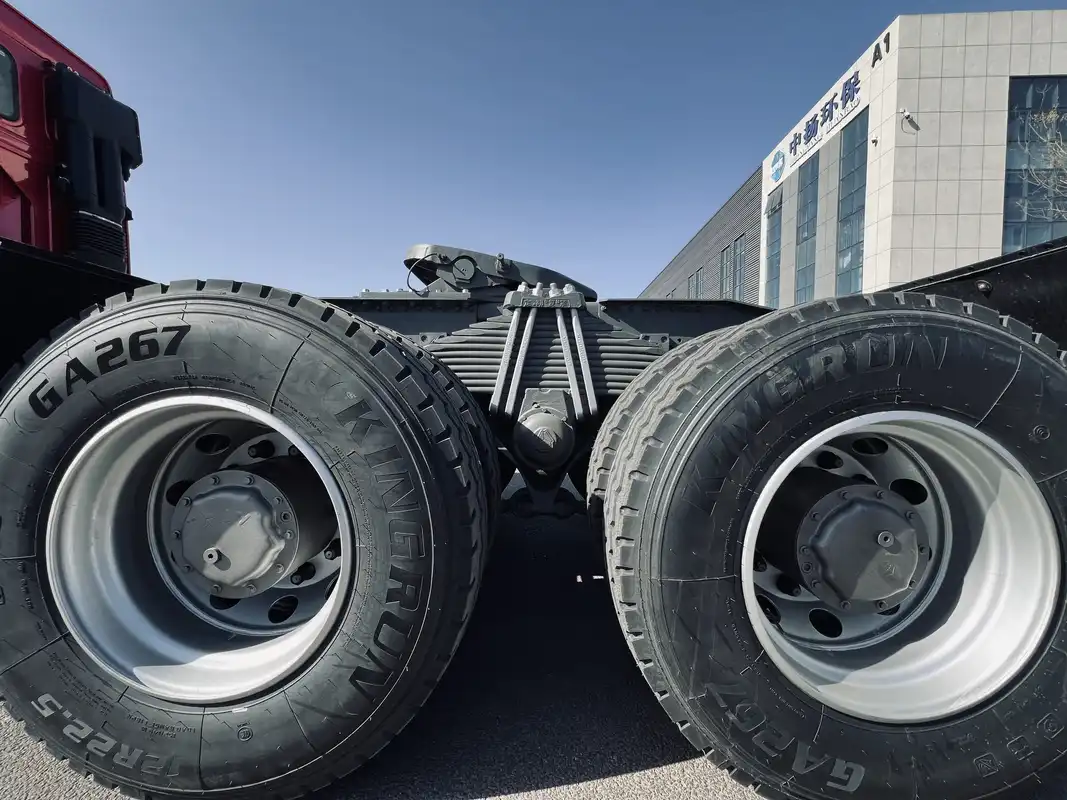 HOHAN 6×4 TRACTOR TRUCK