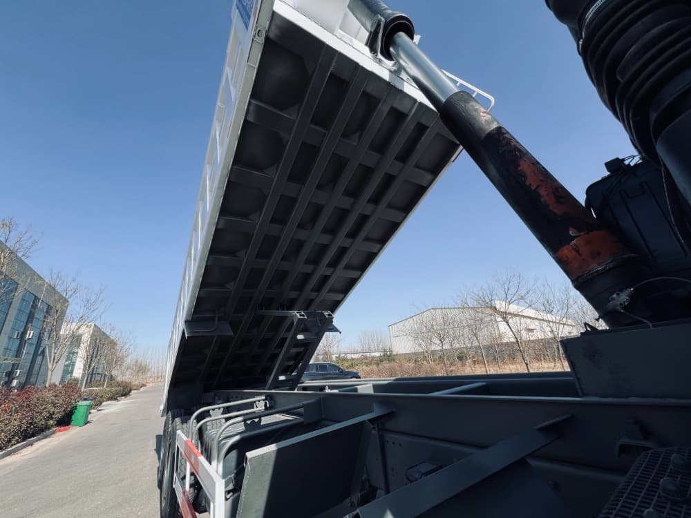 HOHAN  8×4DUMP TRUCK