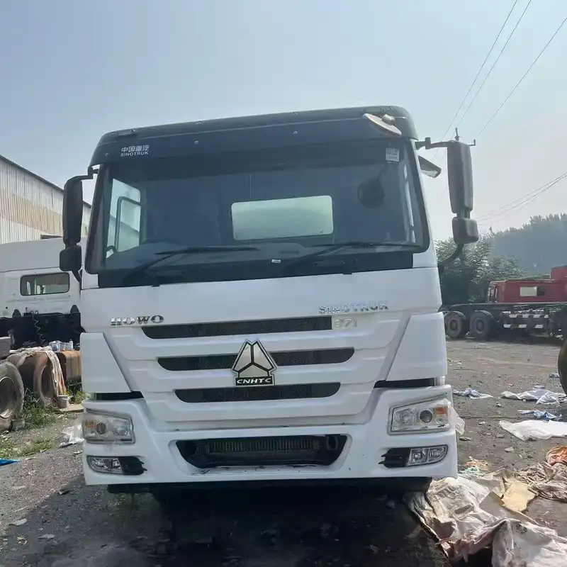 HOWO 4X2 WATER TANK TRUCK