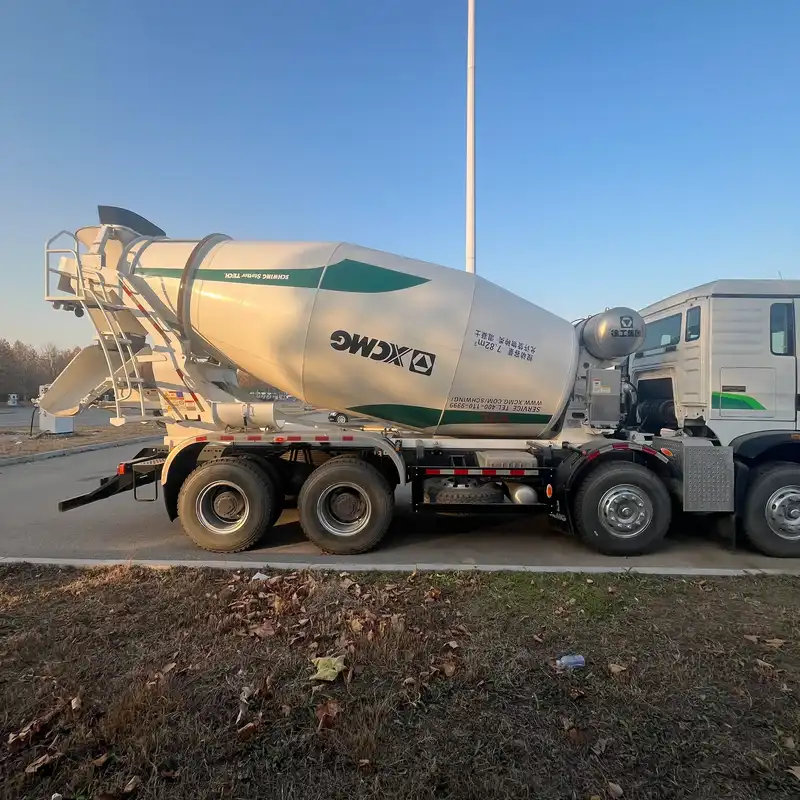 HOWO6X4 CONCRETE MIXER TRUCK