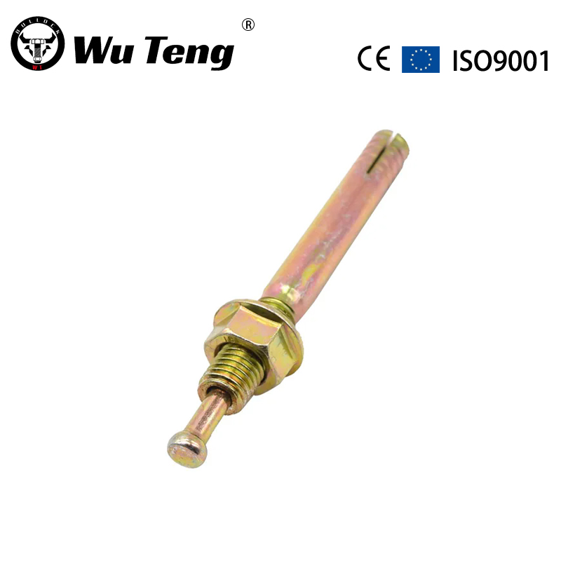 Hammer the expansion bolt