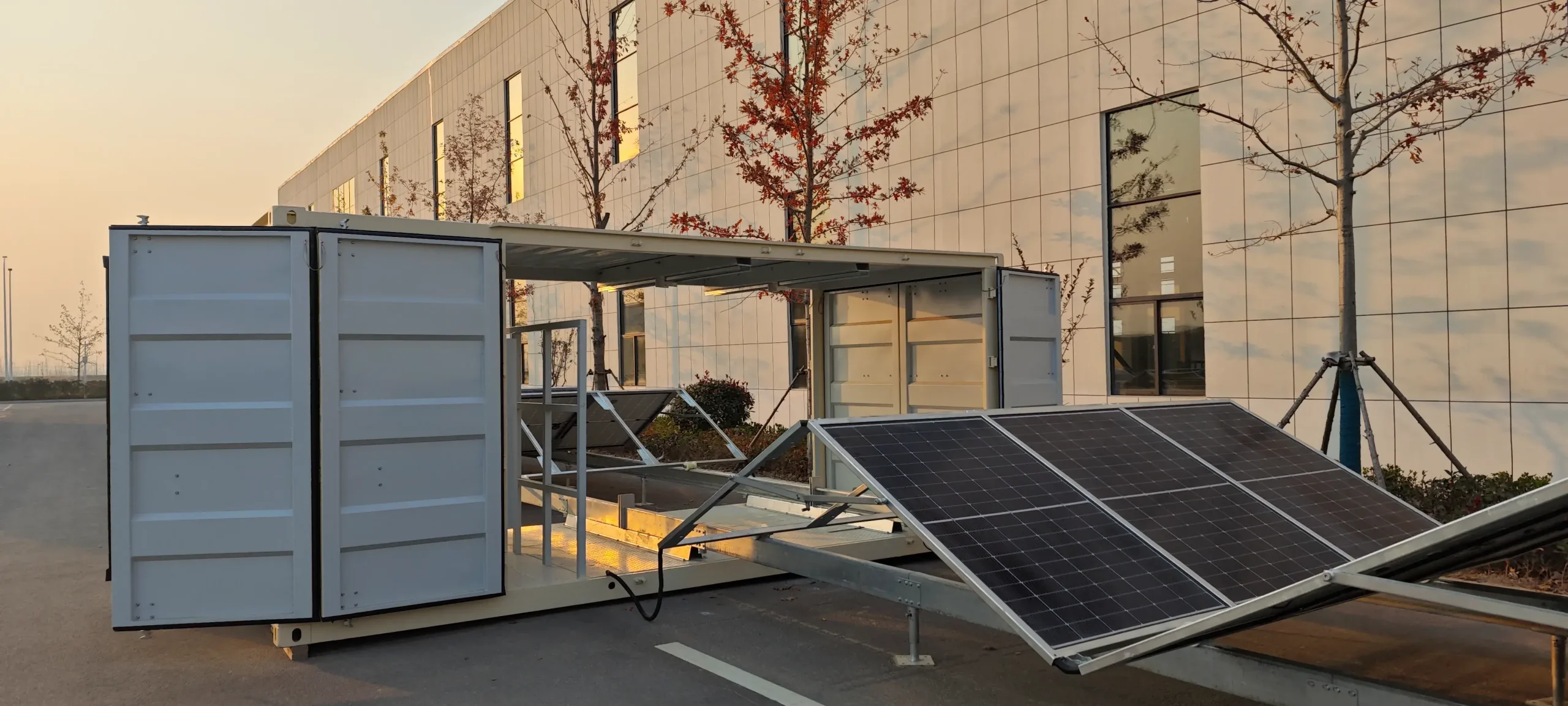Mobile Solar Power Station 175K Series