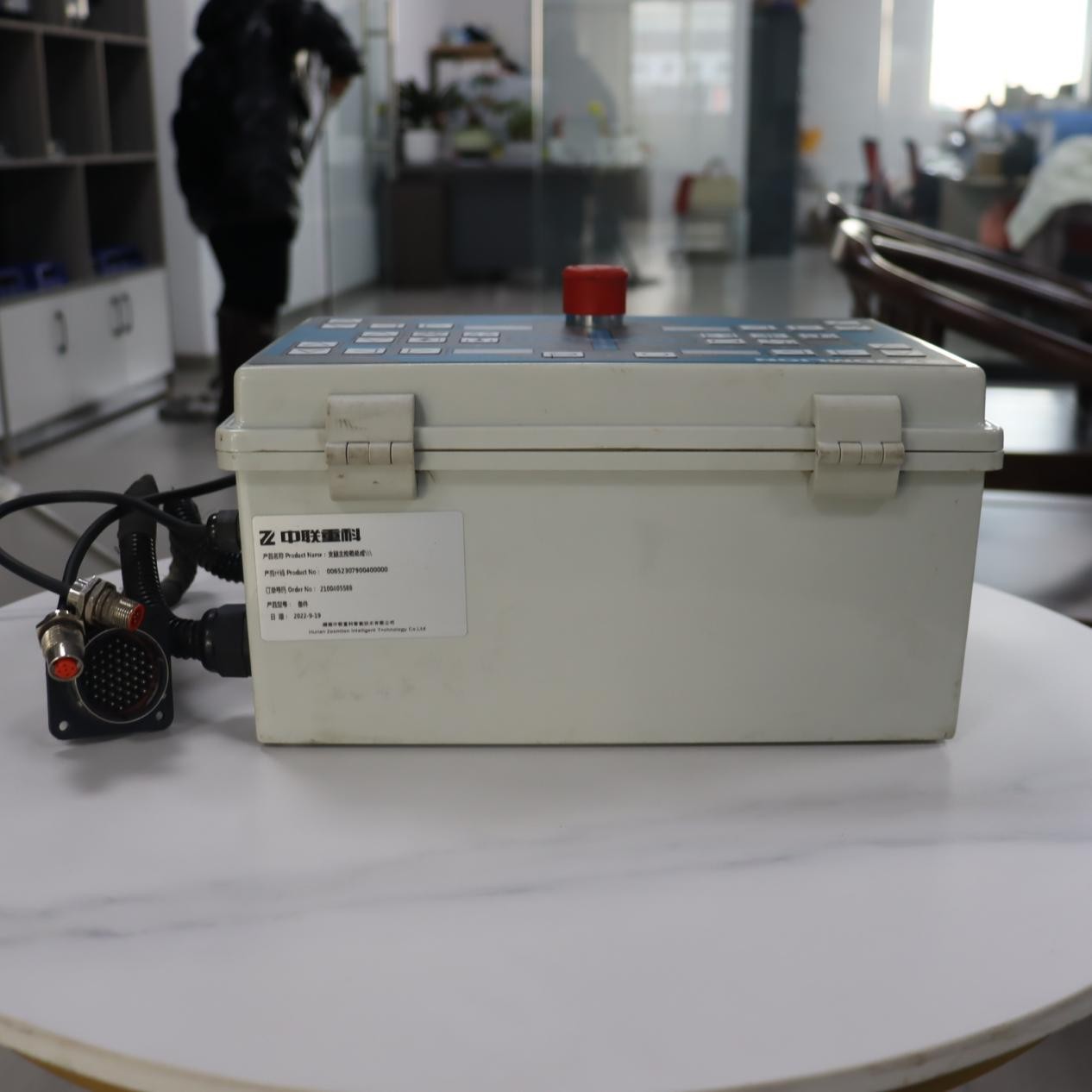 Zoomlion Outrigger Kontroll Kaxxa Deskrizzjoni tal-Prodott